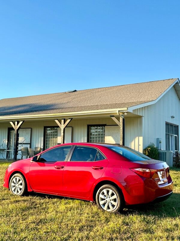 2017 TOYOTA COROLLA LE