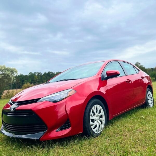 f19beeb5-bc78-4264-86ac-72869c7c179d 2017 TOYOTA COROLLA LE | 102 MIL MILLAS