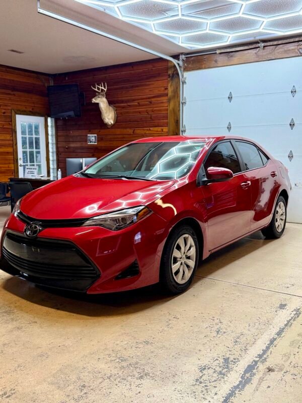2017 TOYOTA COROLLA LE