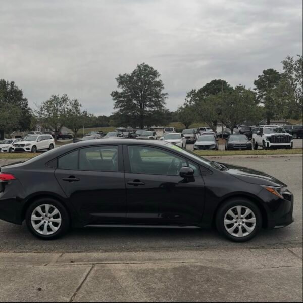 2022 TOYOTA COROLLA LE | 45,000 MILLAS