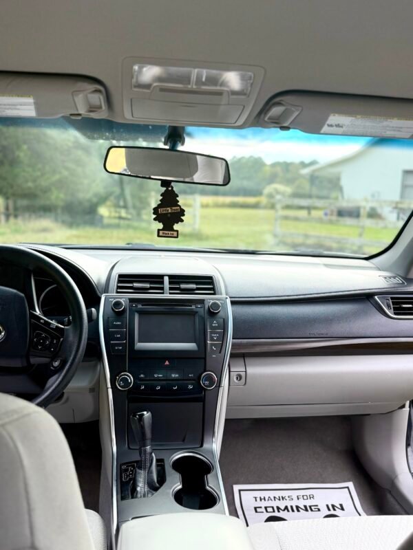 2016 TOYOTA CAMRY LE