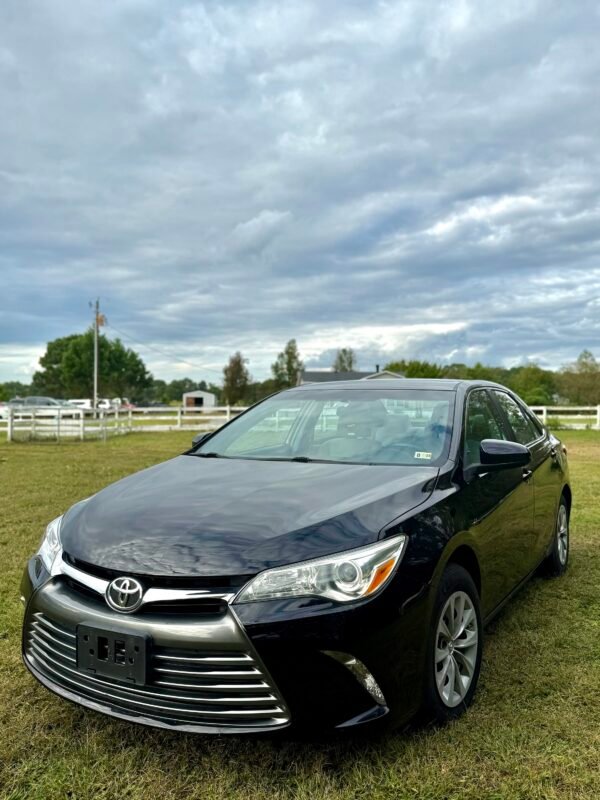 2016 TOYOTA CAMRY LE