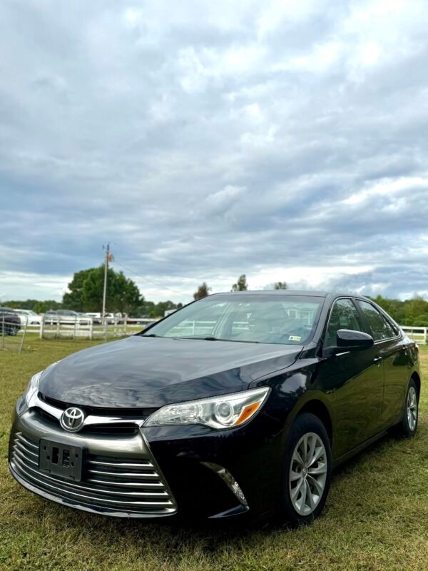 2016 TOYOTA CAMRY LE