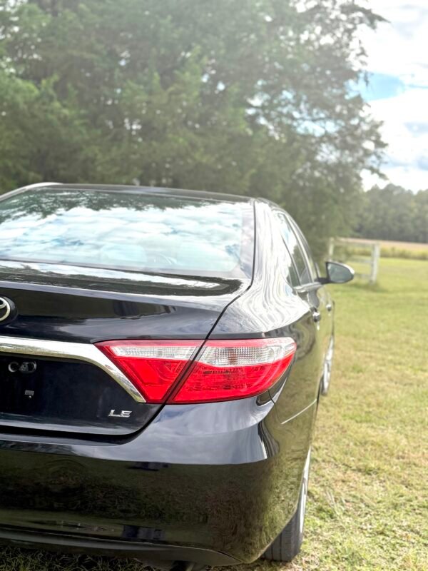 2016 TOYOTA CAMRY LE