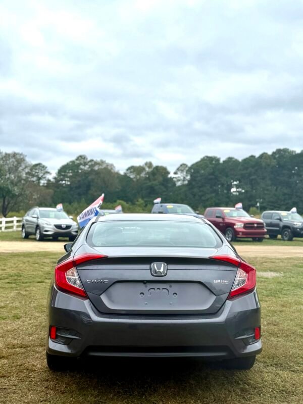 2017 HONDA CIVIC EX 45,000 MILLAS