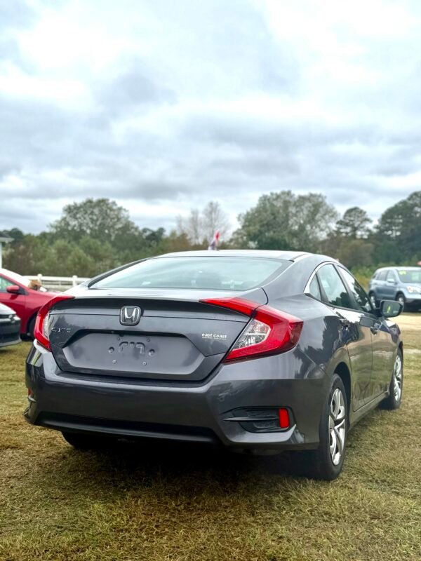 2017 HONDA CIVIC EX 45,000 MILLAS