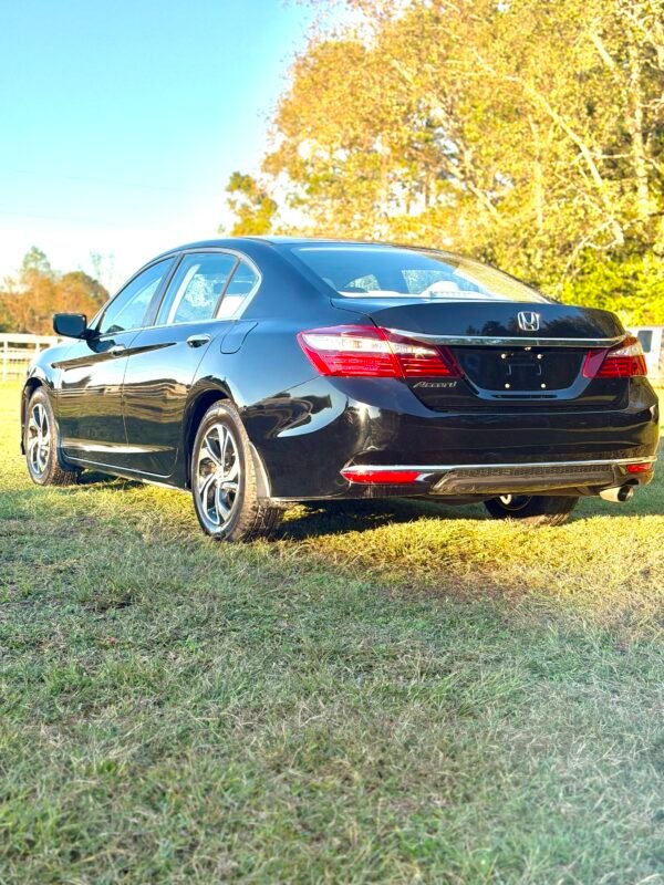 2017 HONDA ACCORD LX SEDAN