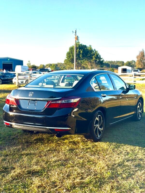 2017 HONDA ACCORD LX SEDAN