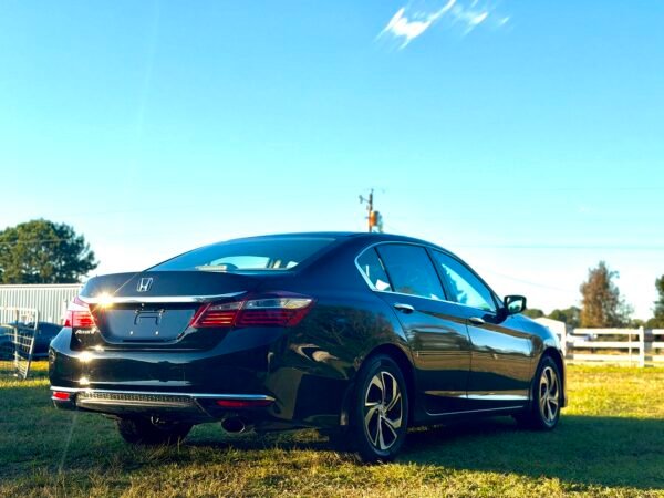 2017 HONDA ACCORD LX SEDAN