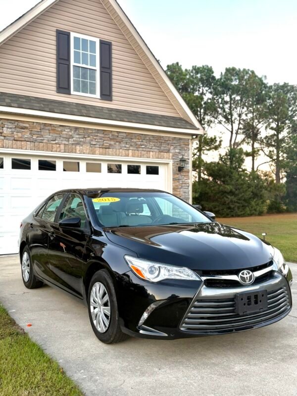 2016 TOYOTA CAMRY LE
