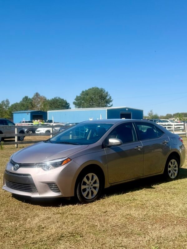 2015 TOYOTA COROLLA L 
30,MIL MILLAS