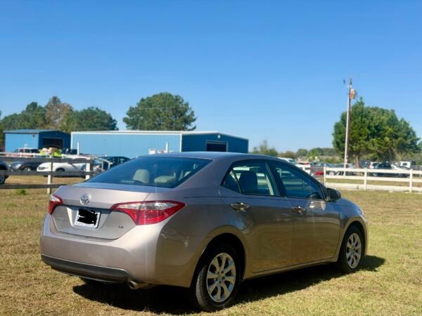 2015 TOYOTA COROLLA L 
30,MIL MILLAS