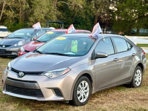 2015 TOYOTA COROLLA L 
30,MIL MILLAS