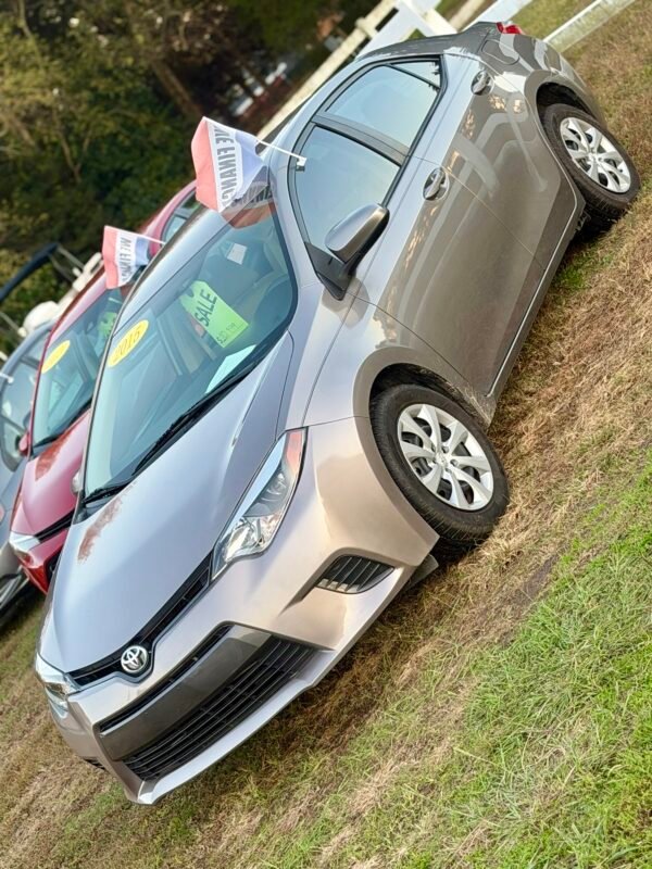 2015 TOYOTA COROLLA L 
30,MIL MILLAS