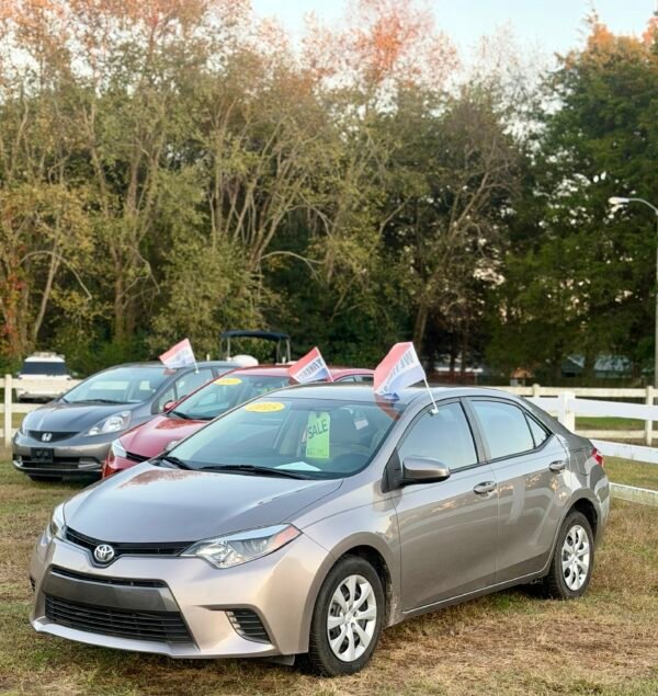 2015 TOYOTA COROLLA L 
30,MIL MILLAS