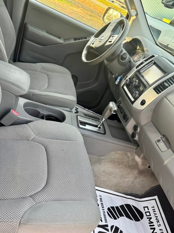 2016 NISSAN FRONTIER S