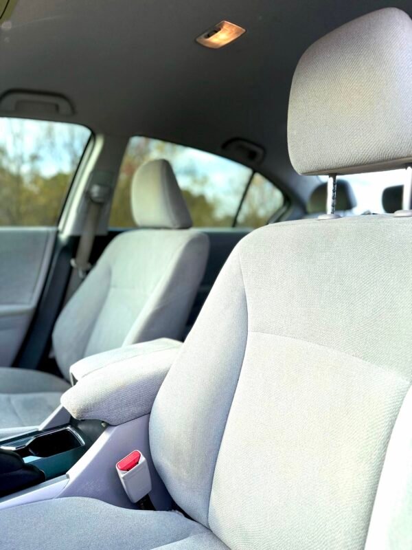 2013 HONDA ACCORD LX SEDAN
