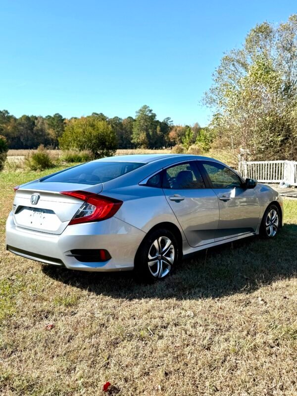 2018 HONDA CIVIC LX 83 MIL MILLAS
