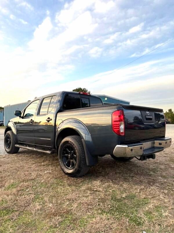 2016 NISSAN FRONTIER S