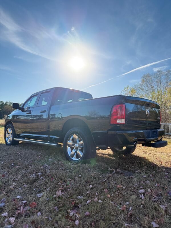 2018 RAM 1500 ST
