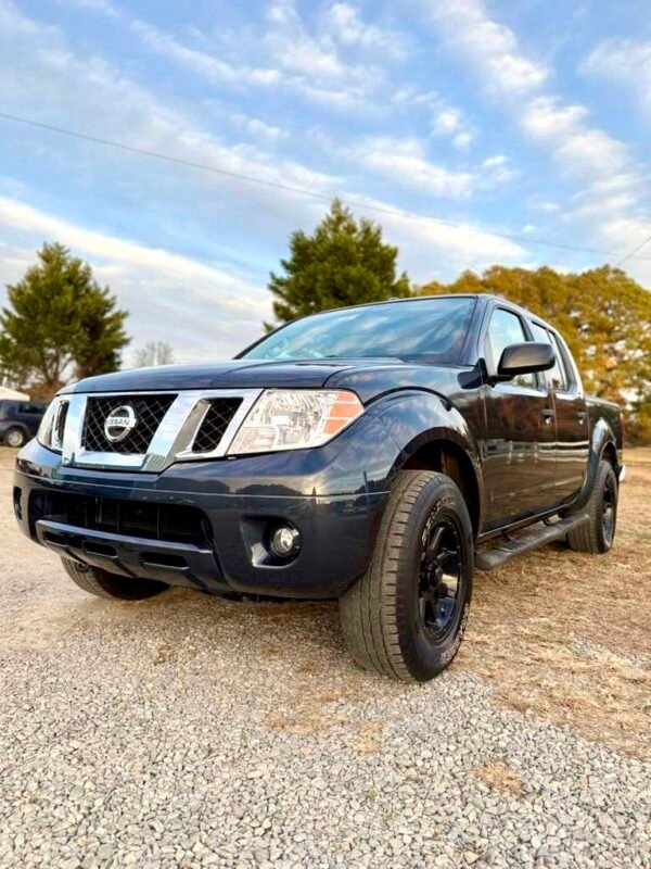 2016 NISSAN FRONTIER S