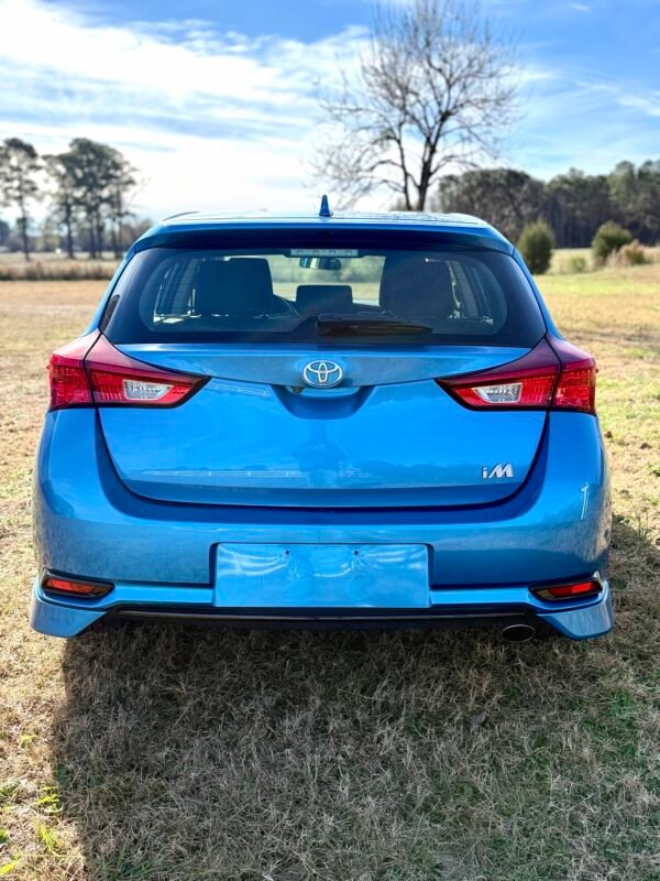 2017 TOYOTA COROLLA IM 30K MILES