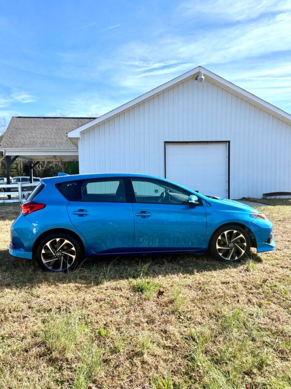 2017 TOYOTA COROLLA IM 30K MILES