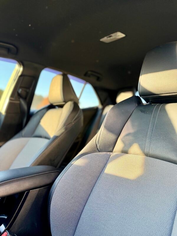 2019 TOYOTA COROLLA HATCHBACK SE 29K MILES