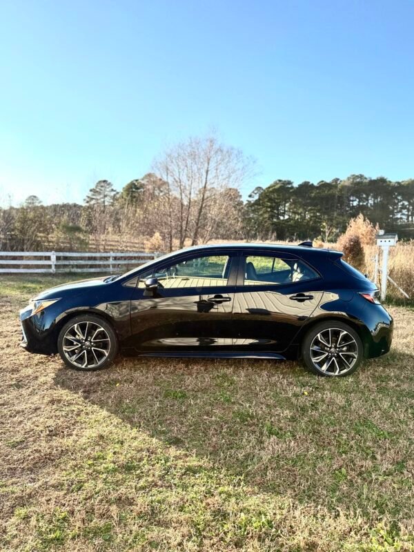 2019 TOYOTA COROLLA HATCHBACK SE 29K MILES