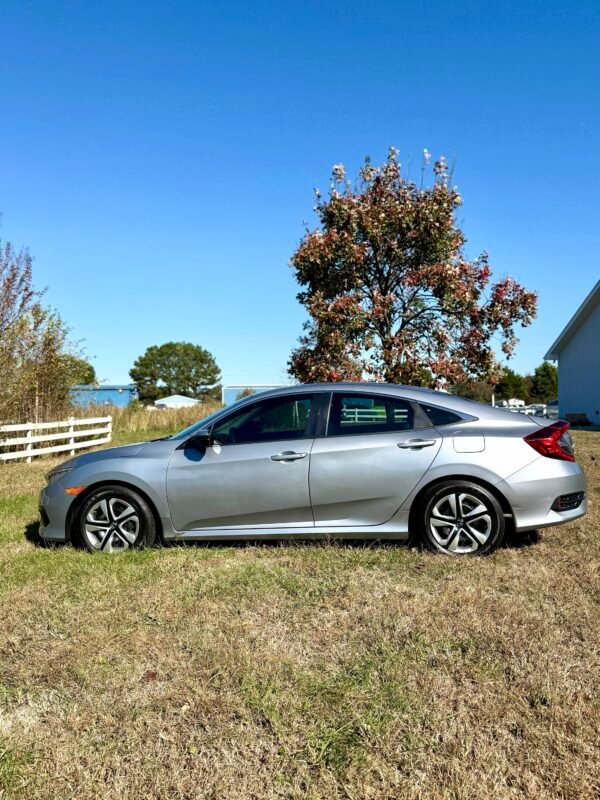 2018 HONDA CIVIC LX 83 MIL MILLAS