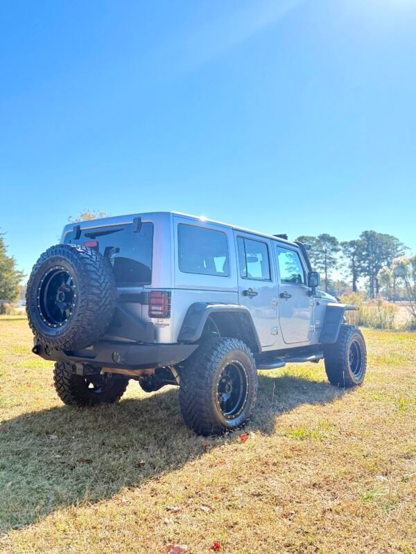 2014 JEEP WRANGLER SAHARA   |    82K MILES