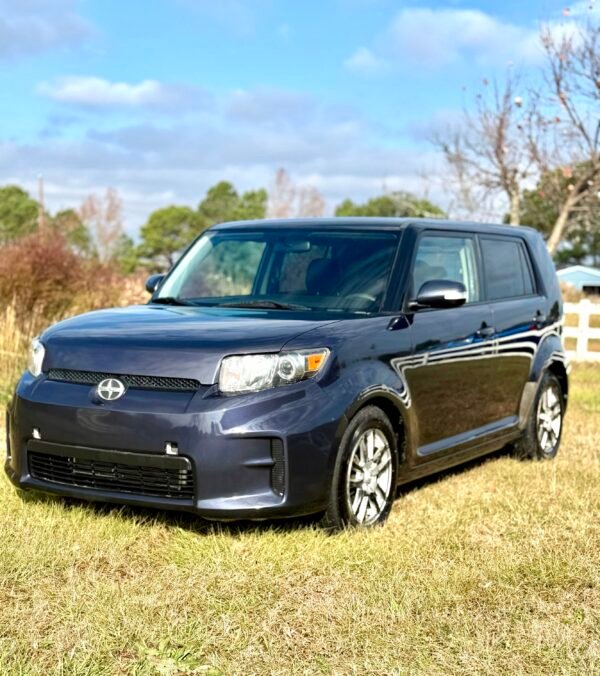 2012 TOYOTA SCION XB