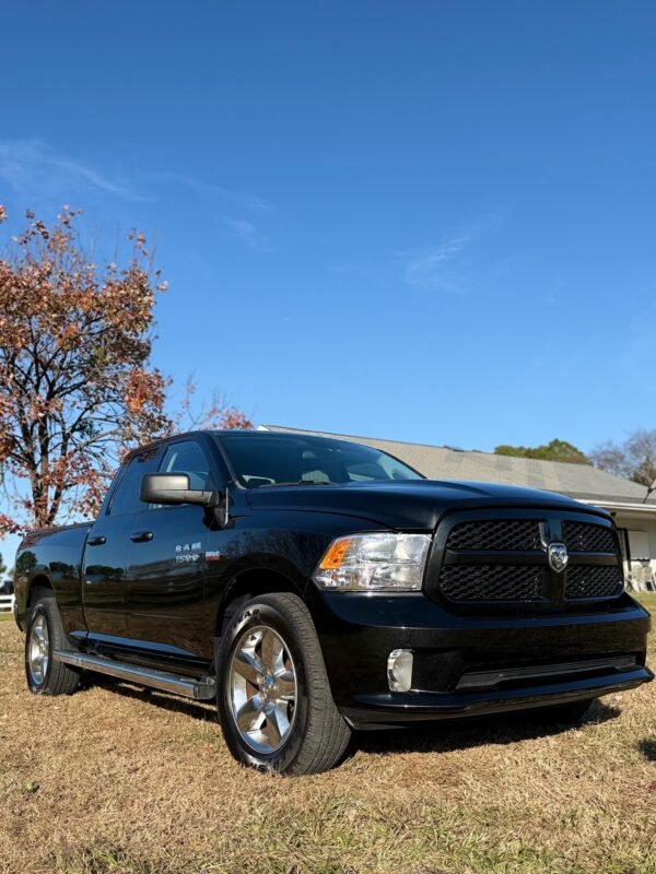 2018 RAM 1500 ST