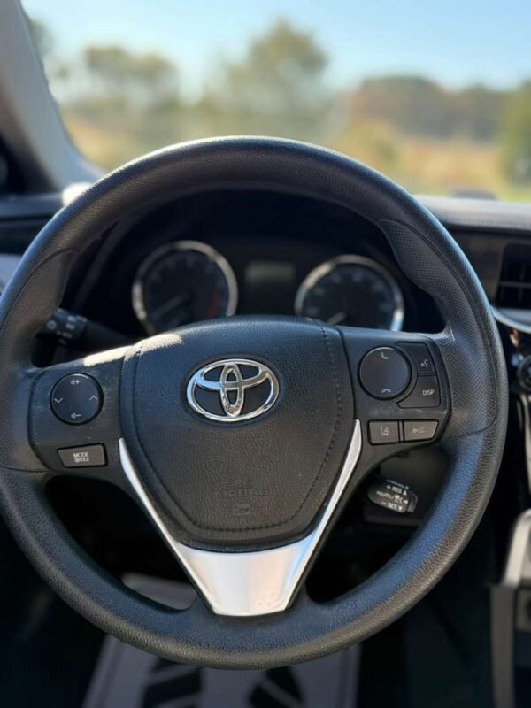 2018 TOYOTA COROLLA L   |   93K MILES