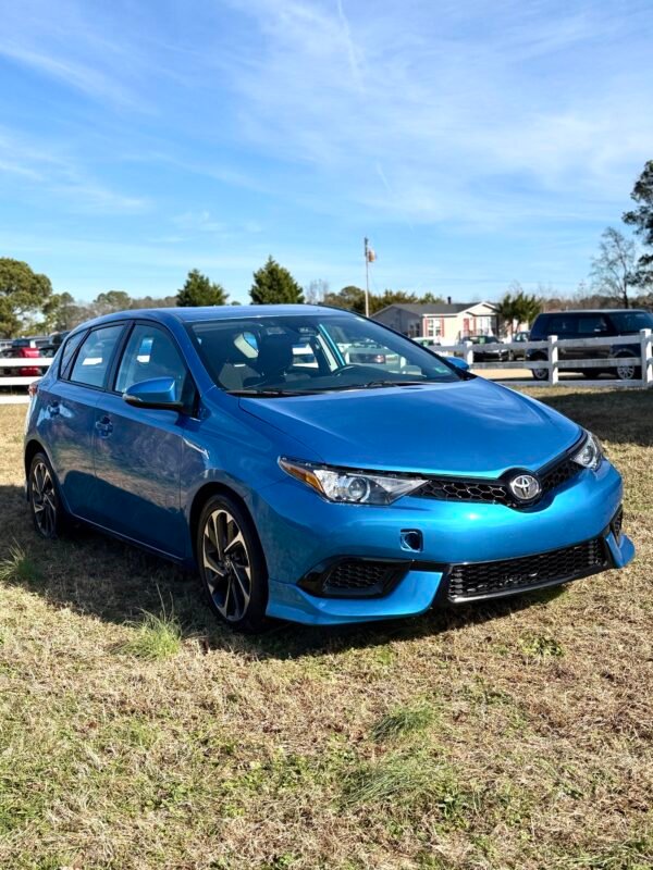 2017 TOYOTA COROLLA IM 30K MILES