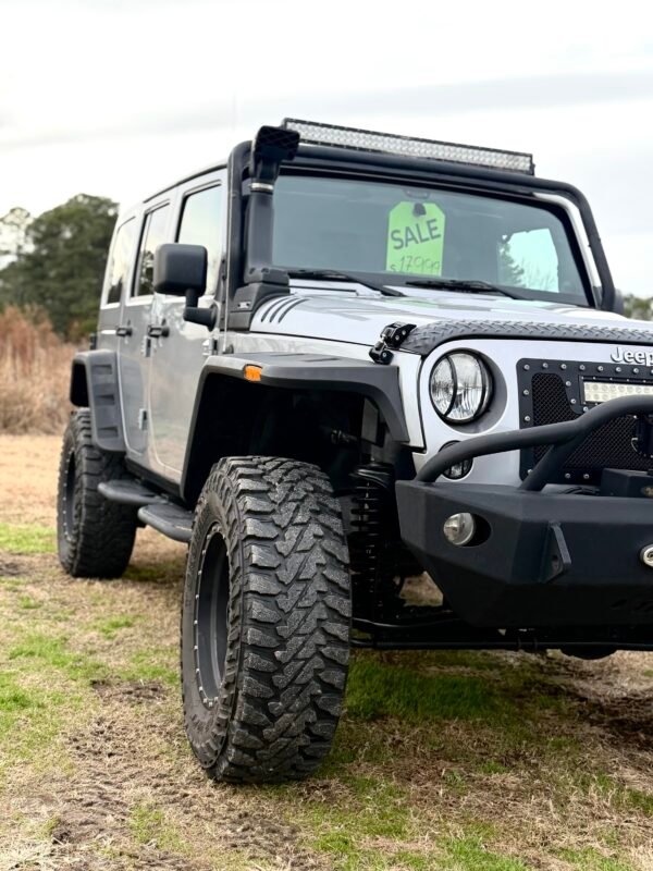 2014 JEEP WRANGLER SAHARA   |    82K MILES