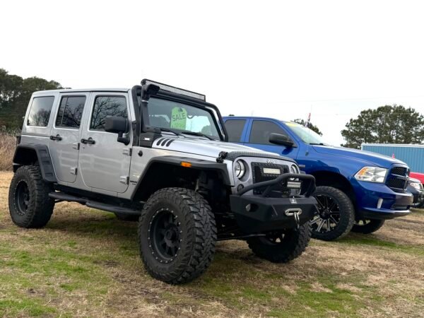 2014 JEEP WRANGLER SAHARA   |    82K MILES