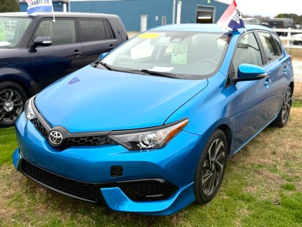 2017 TOYOTA COROLLA IM 30K MILES