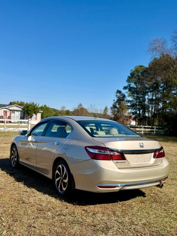 2017 HONDA ACCORD EXL 36 MIL MILLAS