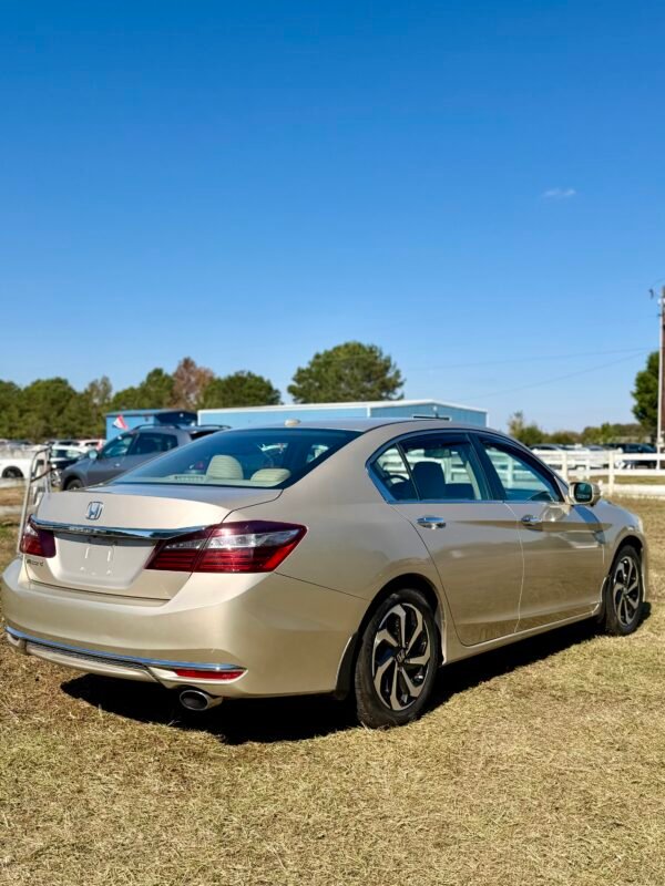 2017 HONDA ACCORD EXL 36 MIL MILLAS
