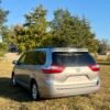 2017 TOYOTA SIENNA LE 106 MIL MILLAS