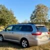 2017 TOYOTA SIENNA LE 106 MIL MILLAS