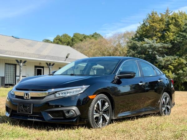 2017 HONDA CIVIC TOURING 67 MIL MILLAS