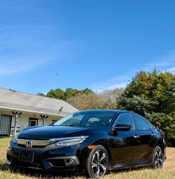 2017 HONDA CIVIC TOURING 67 MIL MILLAS