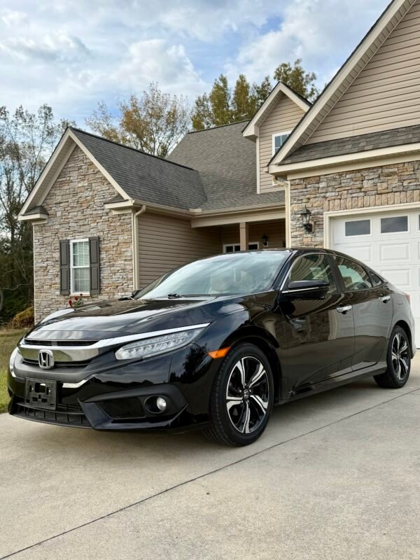 2017 HONDA CIVIC TOURING 67 MIL MILLAS