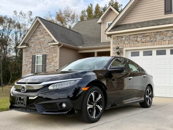 2017 HONDA CIVIC TOURING 67 MIL MILLAS