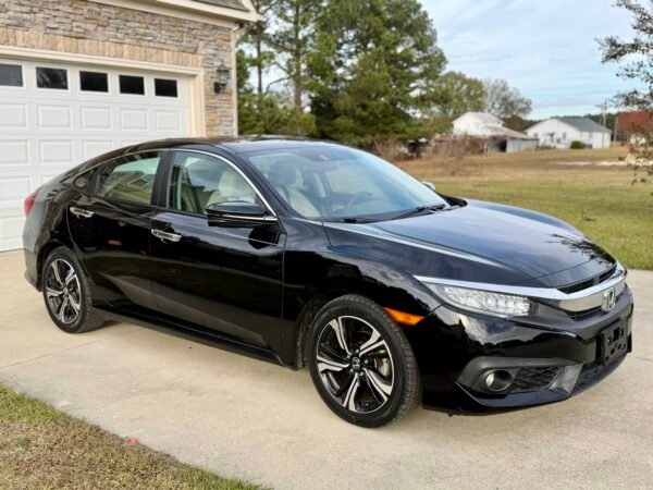 2017 HONDA CIVIC TOURING 67 MIL MILLAS
