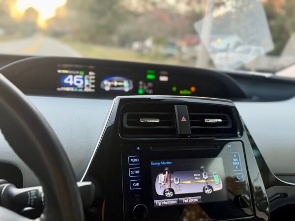 2019 TOYOTA PRIUS HYBRID 113 MIL MILLAS