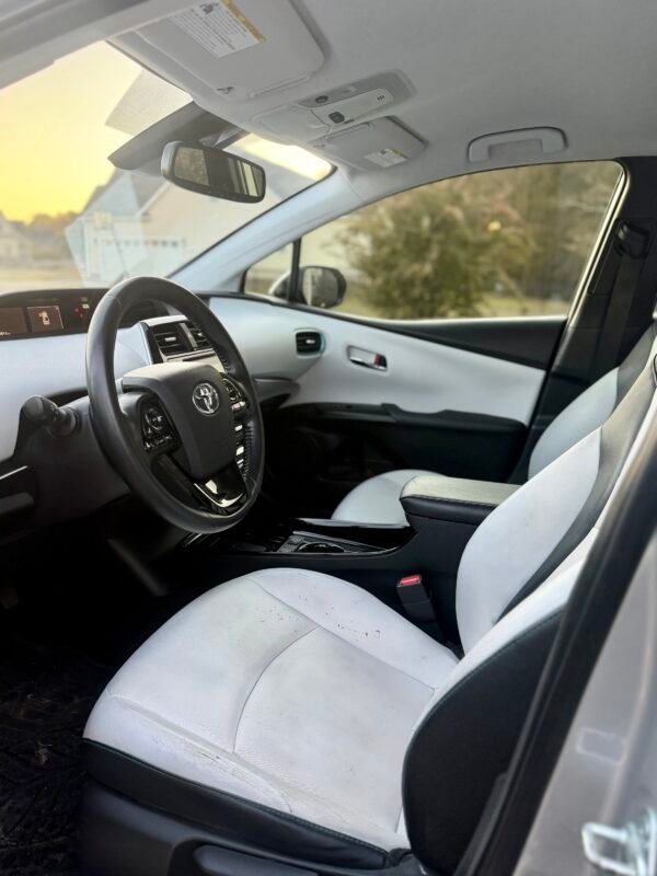 2019 TOYOTA PRIUS HYBRID 113 MIL MILLAS