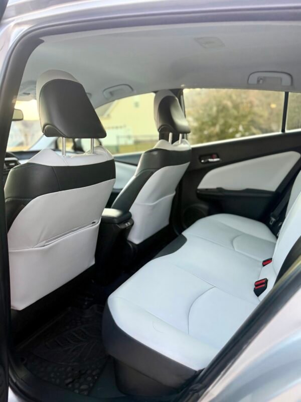 2019 TOYOTA PRIUS HYBRID 113 MIL MILLAS